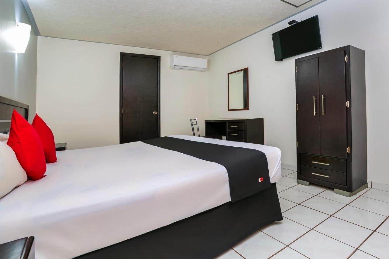Capital O Hotel Victoria 모렐리아 외부 사진